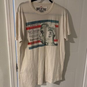Roots of fight T-shirt, size large